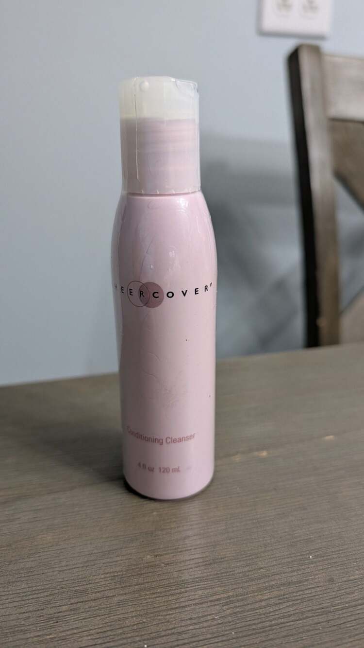 Sheer Cover Conditioning Cleanser 4 fl oz New Sealed